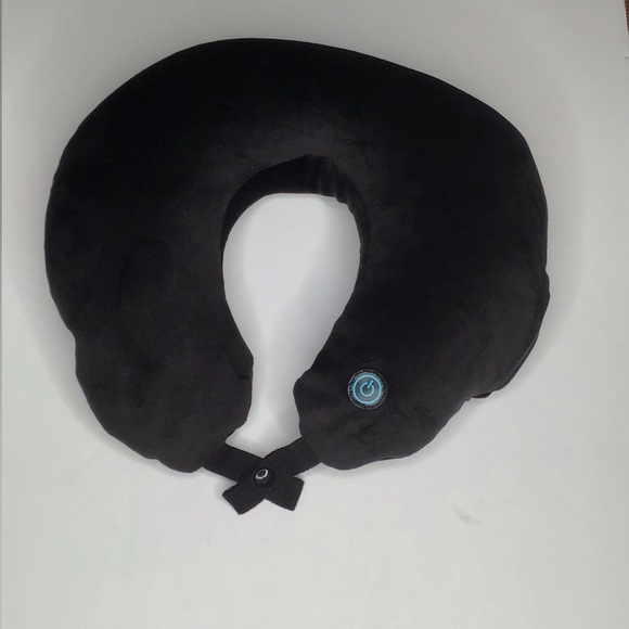 Black Microbead Vibrating Travel Neck with a pocket holding batteries - Picture 2 of 9